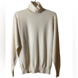 Cashmere Sweater NWT Country Shop Turtleneck Size Large
